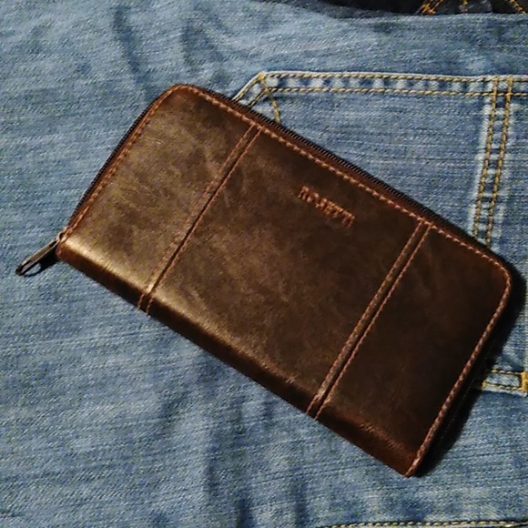 Rosetti Brown Faux Leather Wallet w/ Zip Around Closure Textured - Picture 1 of 4